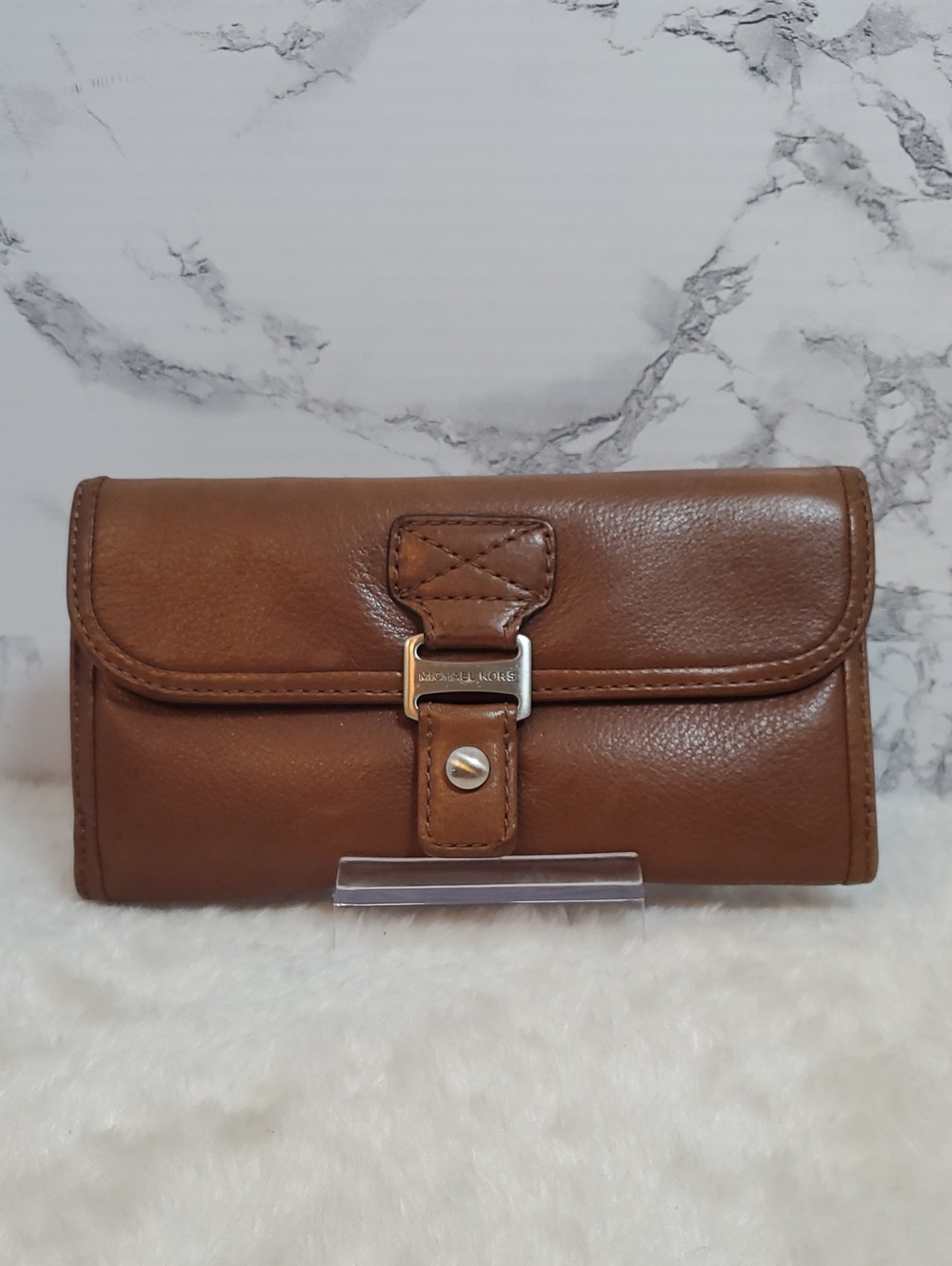 Michael Kors Cognac Leather Clasp Continental Wallet EUC